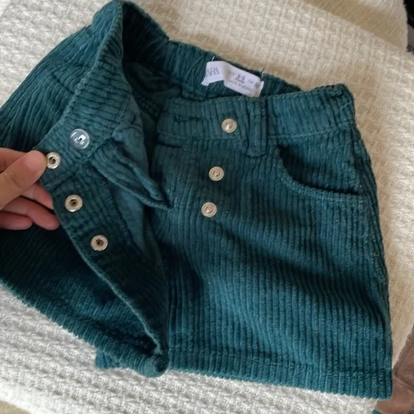 Zara green toddler corduroy mini skirt short - Picture 3 of 5